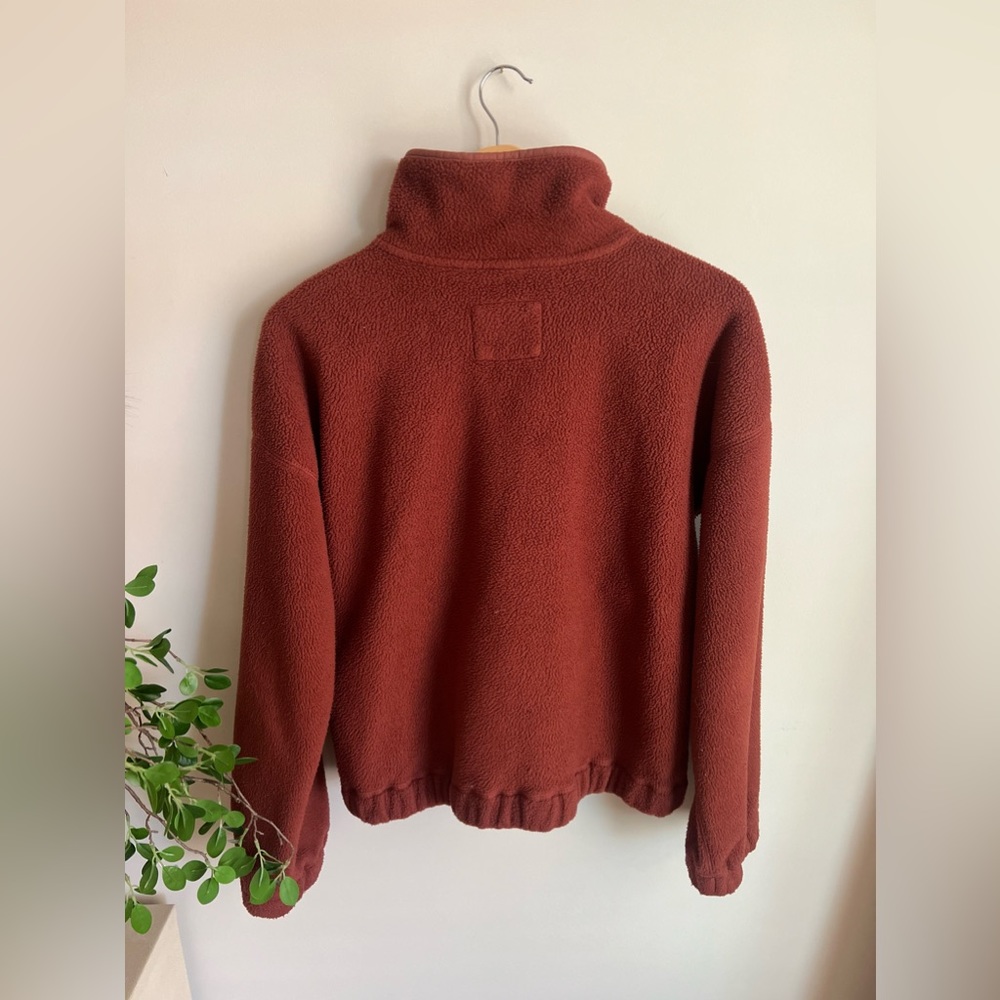Abercrombie & Fitch Rust Red Quarter‑Zip Sherpa Pullover - Picture 2 of 4